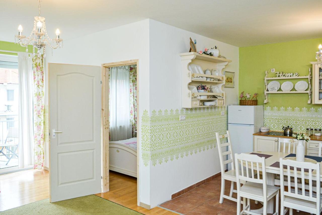 Romantic Apartman Hajdúszoboszló المظهر الخارجي الصورة